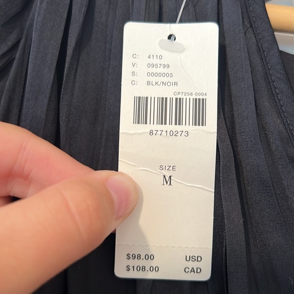 Black top - Picture 3 of 3